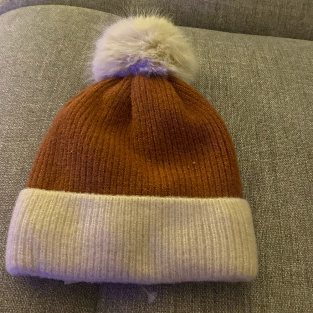Brand new Ruby And Jenna Winter Soft Hat